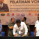 Sebagai Penyiam SDM Bermutu, SMK Harus Mampu Gaet Dunia Industri