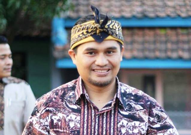 Berkomunikasi Belum Tentu Bersatu dalam Politik Berkomunikasi Belum Tentu Bersatu dalam Politik