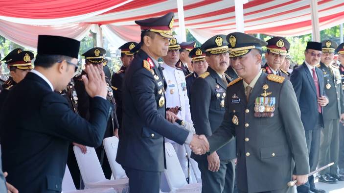 TNI/Polri Waspadai Perang Cyber