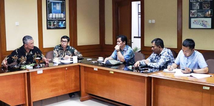 Hentikan Penambangan PT MMS