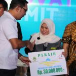 IPPNU Terima Penghargaan dari Gubernur Jabar Sebagai OKP Terbaik