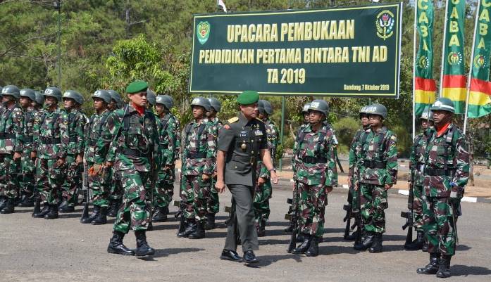 Kasdam III/Siliwangi Buka Pendidikan Pertama Bintara
