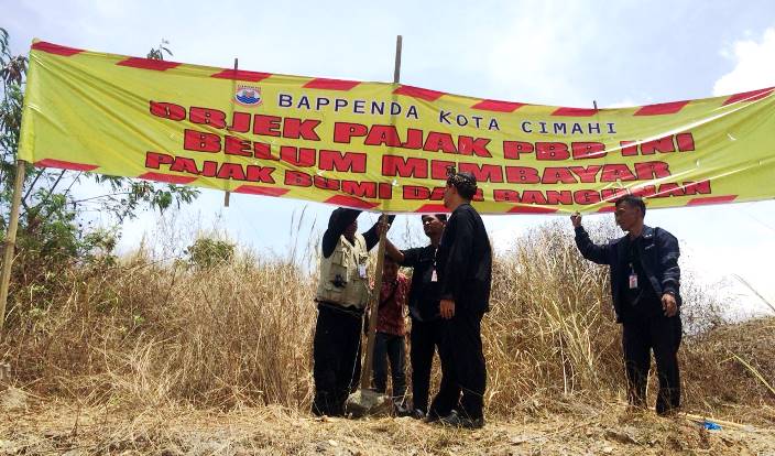Lahan Kosong Nunggak Pajak Hingga Rp 900 Juta Lebih