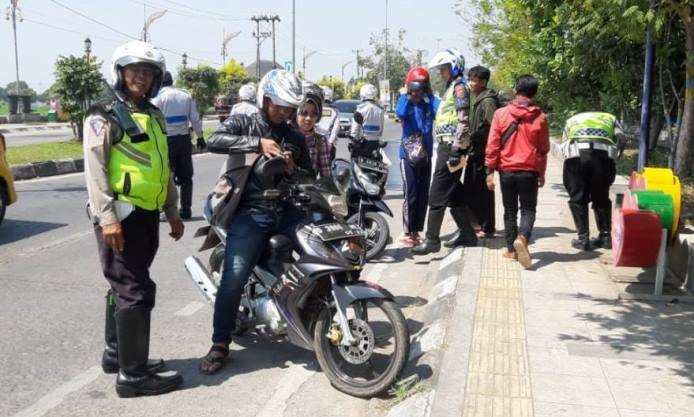 Ribuan Pelanggar Lalu Lintas Terjaring Operasi Zebra