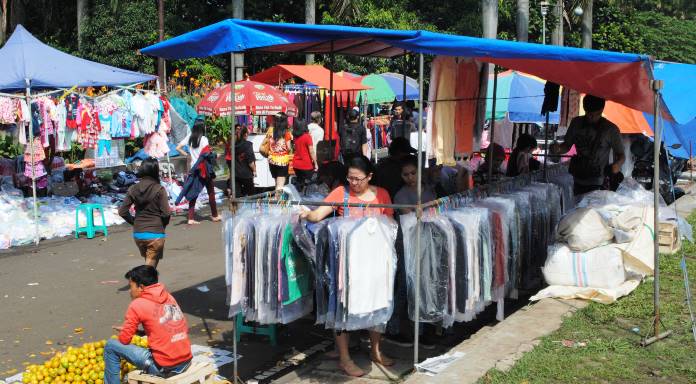 PKL Musiman Hasilkan 5 Ton Sampah