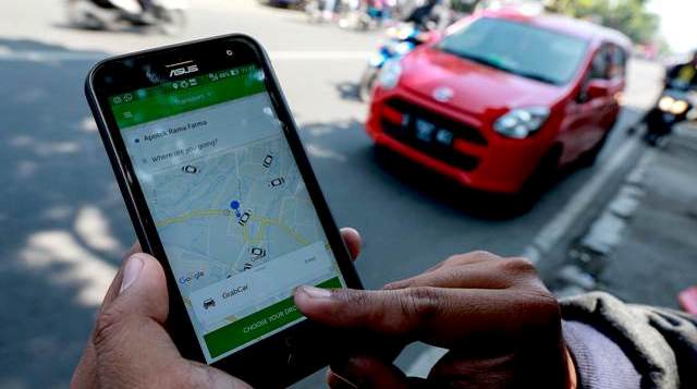 Perubahan TNKB Taksi Online Ditangguhkan