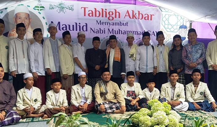 Gelar Tabligh Akbar Maulid