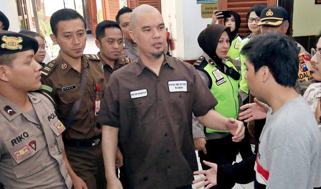Ahmad Dhani Desember 2019 Bebas