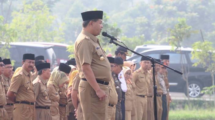 Bupati Tegur ASN Saat Apel