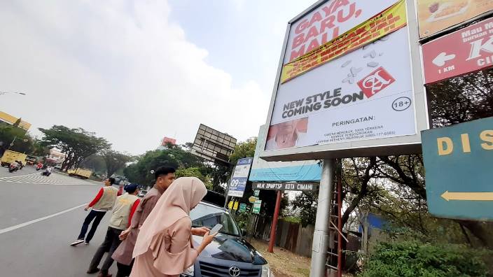 Tak Mau Bayar Pajak, WP Malah Cabut Spanduk Peringatan Tak Mau Bayar Pajak, WP Malah Cabut Spanduk Peringatan