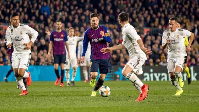 El Clasico Ditunda, Untungkan Tim Promosi