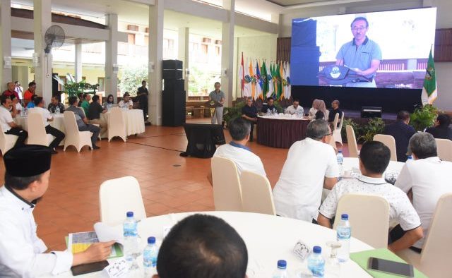 Pantun dan Antusiasme Kepala Daerah Kabupaten/Kota dalam KOPDAR Triwulan III 2019