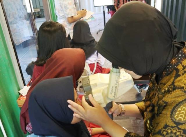 Ratusan Siswa Terindikasi Gangguan Penglihatan