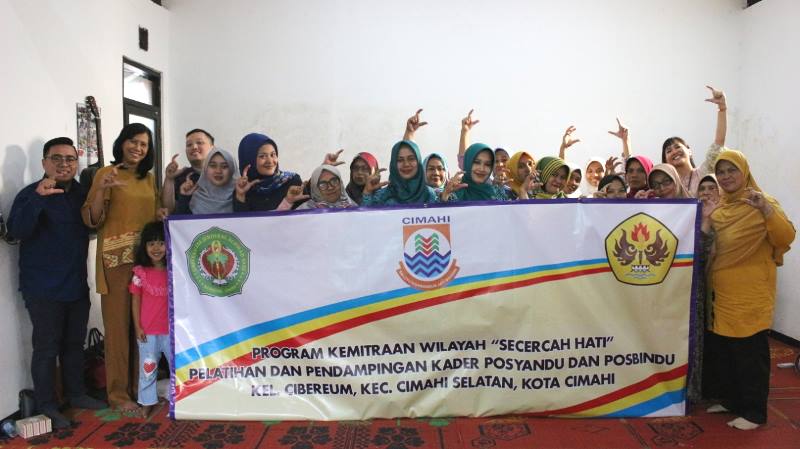 Tim Pengabdian Unjani dan Unpas Gagas Program Secercah Hati