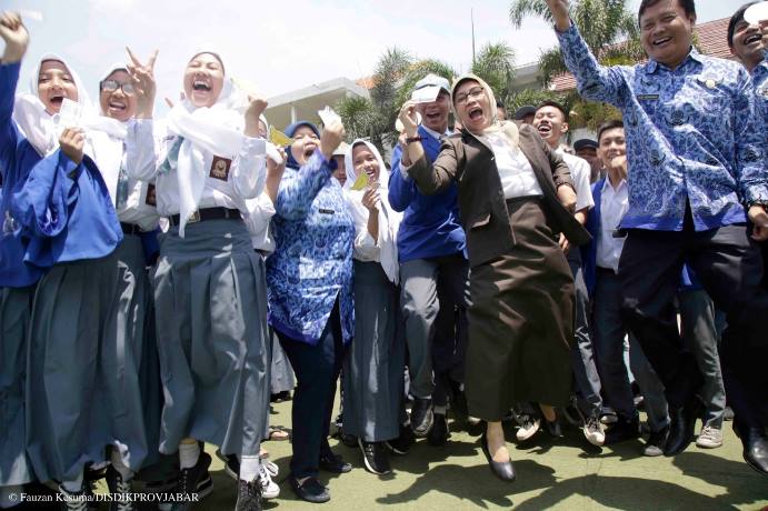 Dorong Siswa Ingat, Tulis dan Tebar Pengalaman Positif