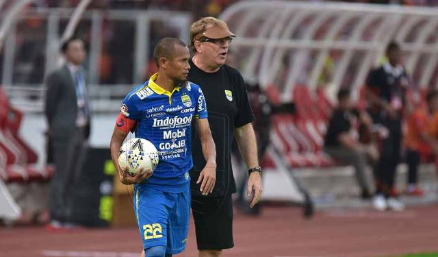 Kapten Tim Dorong Hadapi Persija Digelar di Bandung