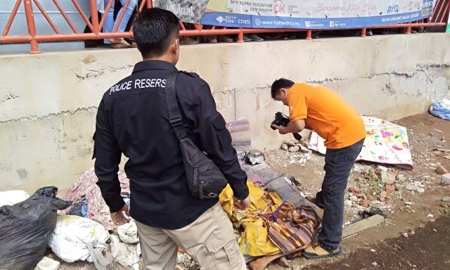 Temuan Mayat Hebohkan Pengunjung Pasar Atas Cimahi Temuan Mayat Hebohkan Pengunjung Pasar Atas Cimahi