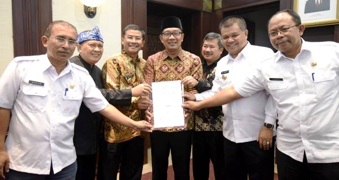 Tipping Fee Legok Nangka Disepakati