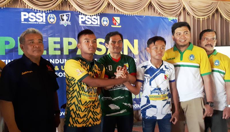 Lepas Tim Askab, Kebersamaan Menjadi Motivasi Meraih Prestasi Lepas Tim Askab, Kebersamaan Menjadi Motivasi Meraih Prestasi