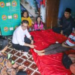 Ajay Kunjungi Bocah Penderita Tumor