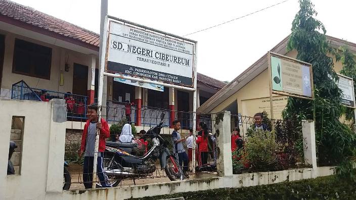 Akreditasi jadi Tolok Ukur Mutu Pendidikan Akreditasi jadi Tolok Ukur Mutu Pendidikan