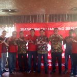 Batasi Minimarket untuk Menghidupkan Kambali Warung Tradisional