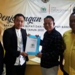 Kandidat Balon Bupati Kembalikan Formulir, Bapak dan Anak Siap Bersaing Politik