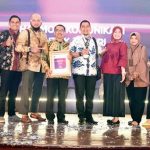 Raih Most Popular Leader in Social Media