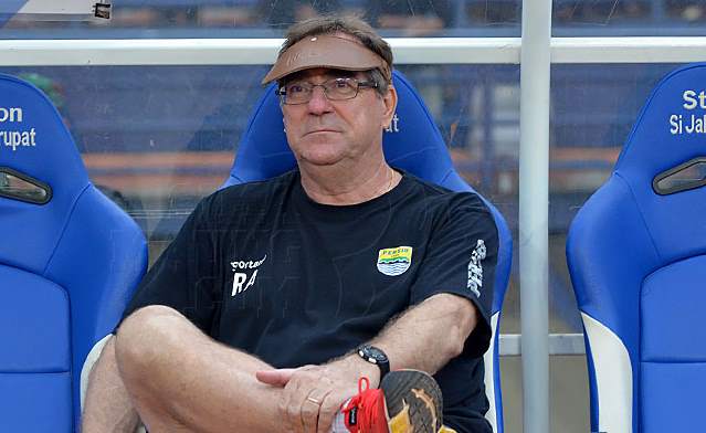 Pelatih Klub Keluhkan Kebijakan PSSI terkait Regulasi