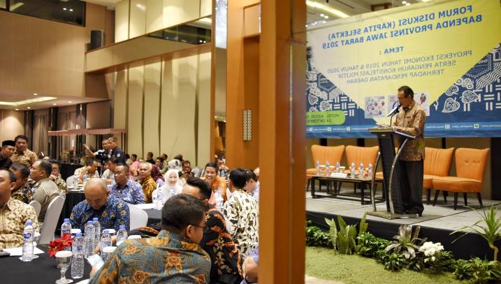 Pemdaprov Jabar Targetkan PKB Naik 63 Persen pada 2020