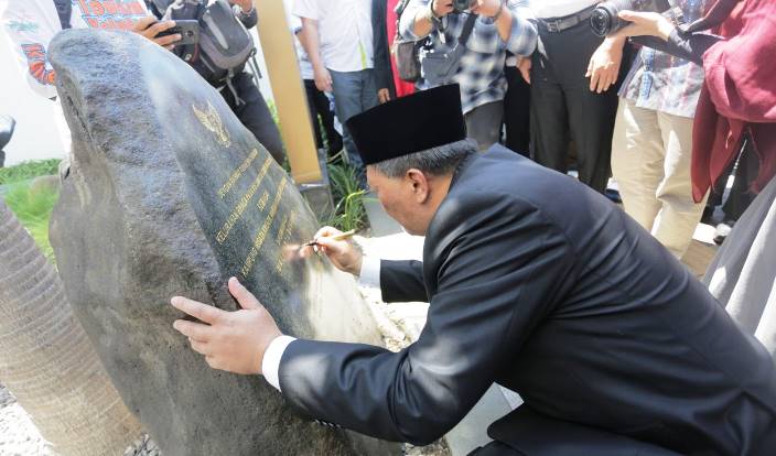Bangun Ekonomi Warga Lokal