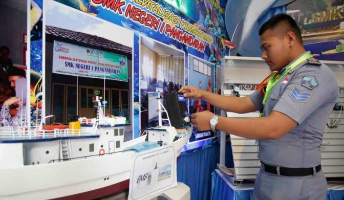SMKN 1 Pangandaran Ciptakan Alat Penangkap Ikan SMKN 1 Pangandaran Ciptakan Alat Penangkap Ikan