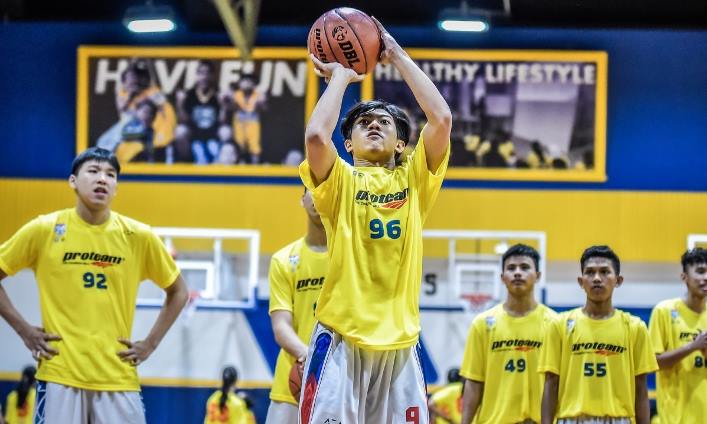Satrio Jamhur, Breakthru Gelar MVP Diiringi Lagu "Comethru" 