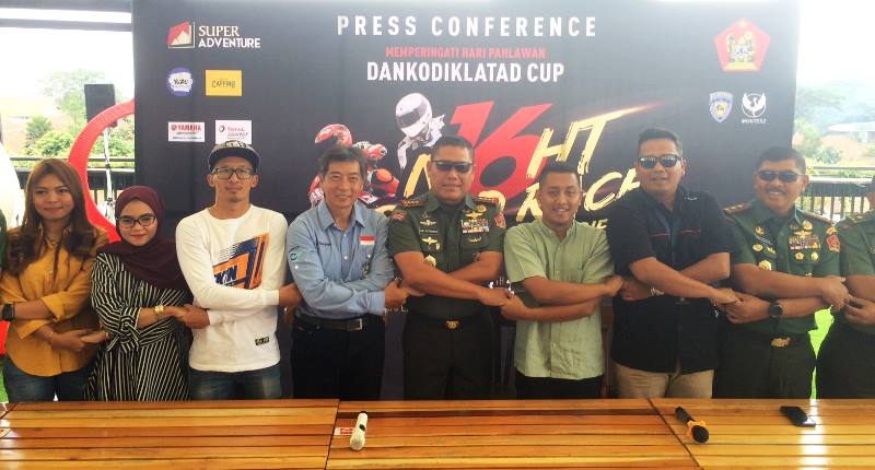 Ratusan Pembalap Beradu Skill di Night Road Race