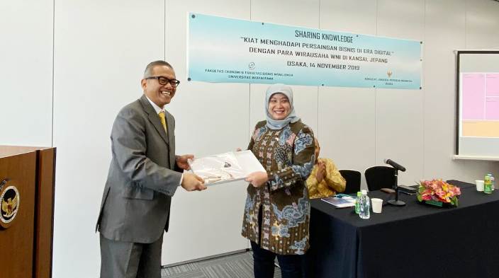 Mengabdi ke Masyarakat, UTama Sharing Knowledge ke Jepang