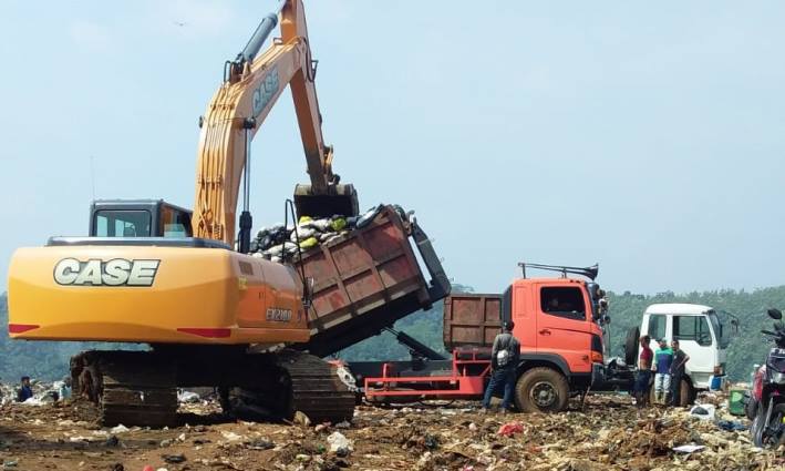 Rp 1,4 Miliar untuk Beli 3 Truk Sampah