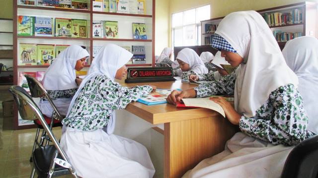 Terapkan Metode Literasi untuk Penanganan Buta Aksara