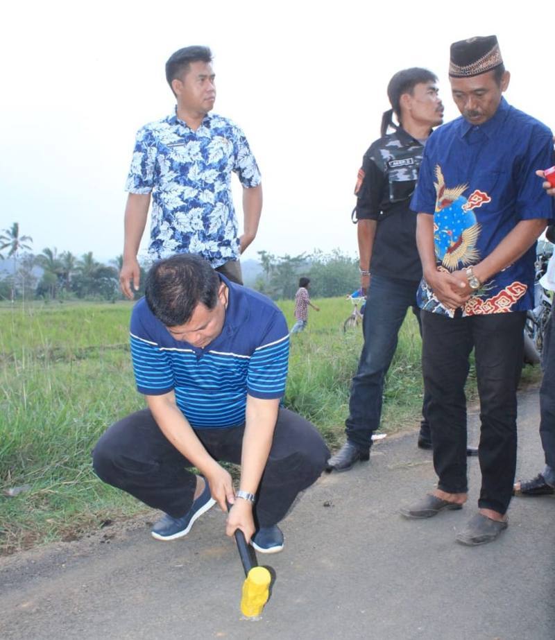 Bupati: Sebelum Dibayar, Cek Kembali Kualitas Fisik Jalan Bupati: Sebelum Dibayar, Cek Kembali Kualitas Fisik Jalan