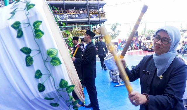 Daarut Tauhid Youth Festival Jembatan Silaturahmi Antarsekolah Daarut Tauhid Youth Festival Jembatan Silaturahmi Antarsekolah