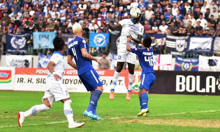 Persib Mendapat Lampu Hijau untuk Berlaga di Bandung