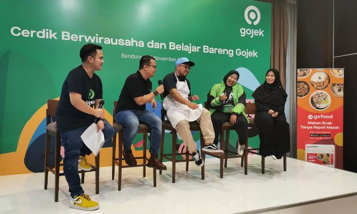 Gojek Latih Ratusan Istri Mitra Driver di Jawa Barat Untuk Jadi Merchant GoFood