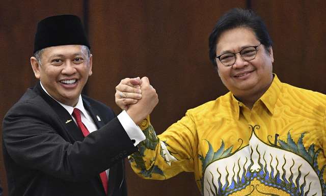 Golkar Guncang, Pemerintah Kena Imbas Golkar Guncang, Pemerintah Kena Imbas