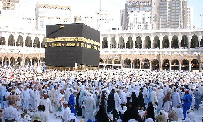 Puluhan Warga Berprestasi Diberangkatkan Umrah