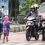 Masalah kemiskinan di Kota Bandung saat ini masih menjadi sorotan yang harus ditangani oleh Wali Kota Bandung Yana Mulyana.
