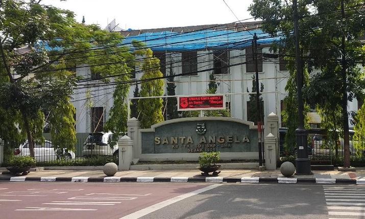 Santa Angela Rusak Cagar Budaya