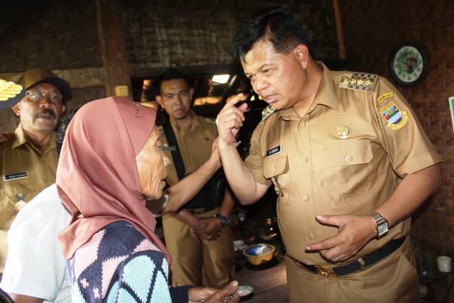 Pemkab Diminta Bangun Sistem Ekonomi Kerakyatan