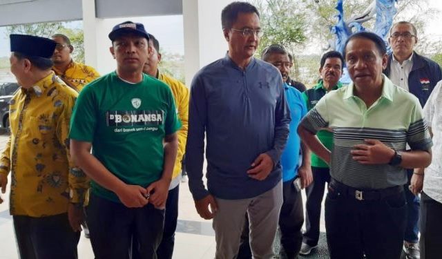 Gagal Masuk Stadion GBT