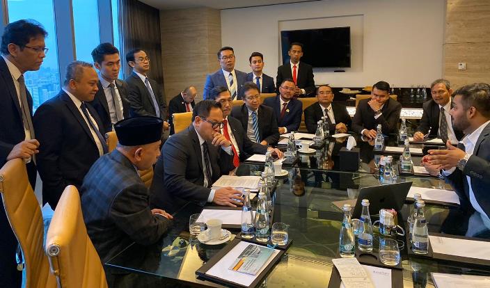 Bersama Menko Maritim Tawarkan Investasi Kepada Pengusaha Timteng