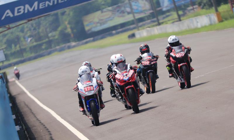 Seri Pamungkas Indonesia CBR Race Day 2019 Berlangsung Meriah