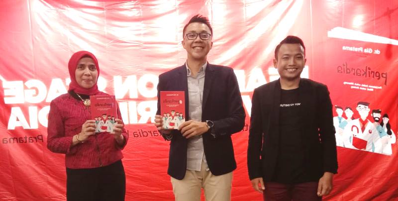 Dr. Gia Rilis Novel Keduanya Berjudul "PERIKARDIA" (Perjalanan Indah untuk Dikenang Ribet untuk Diulang)